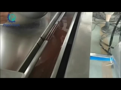 Machine automatique pour recouvrir les biscuits au chocolat